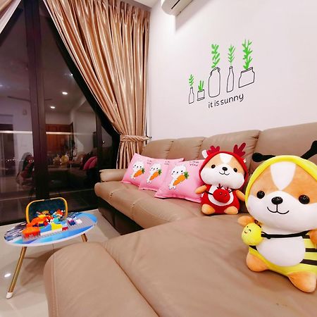 Legoland 3Min Lakeview Happyrainbowsuite 7Pax 2R2B 누사자야 외부 사진