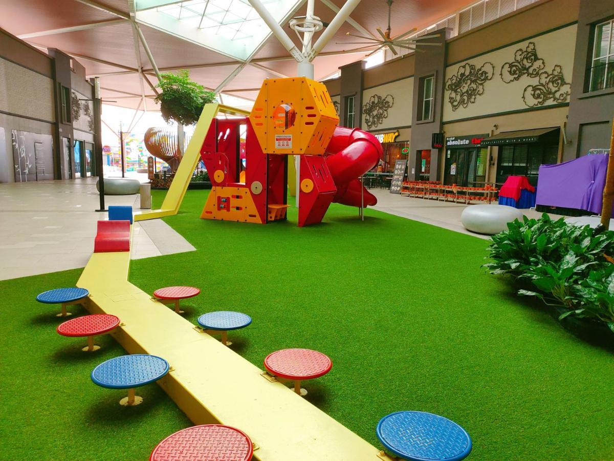 Legoland 3Min Lakeview Happyrainbowsuite 7Pax 2R2B 누사자야 외부 사진