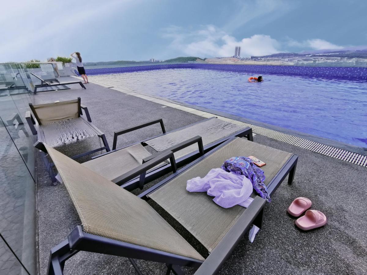 Legoland 3Min Lakeview Happyrainbowsuite 7Pax 2R2B 누사자야 외부 사진