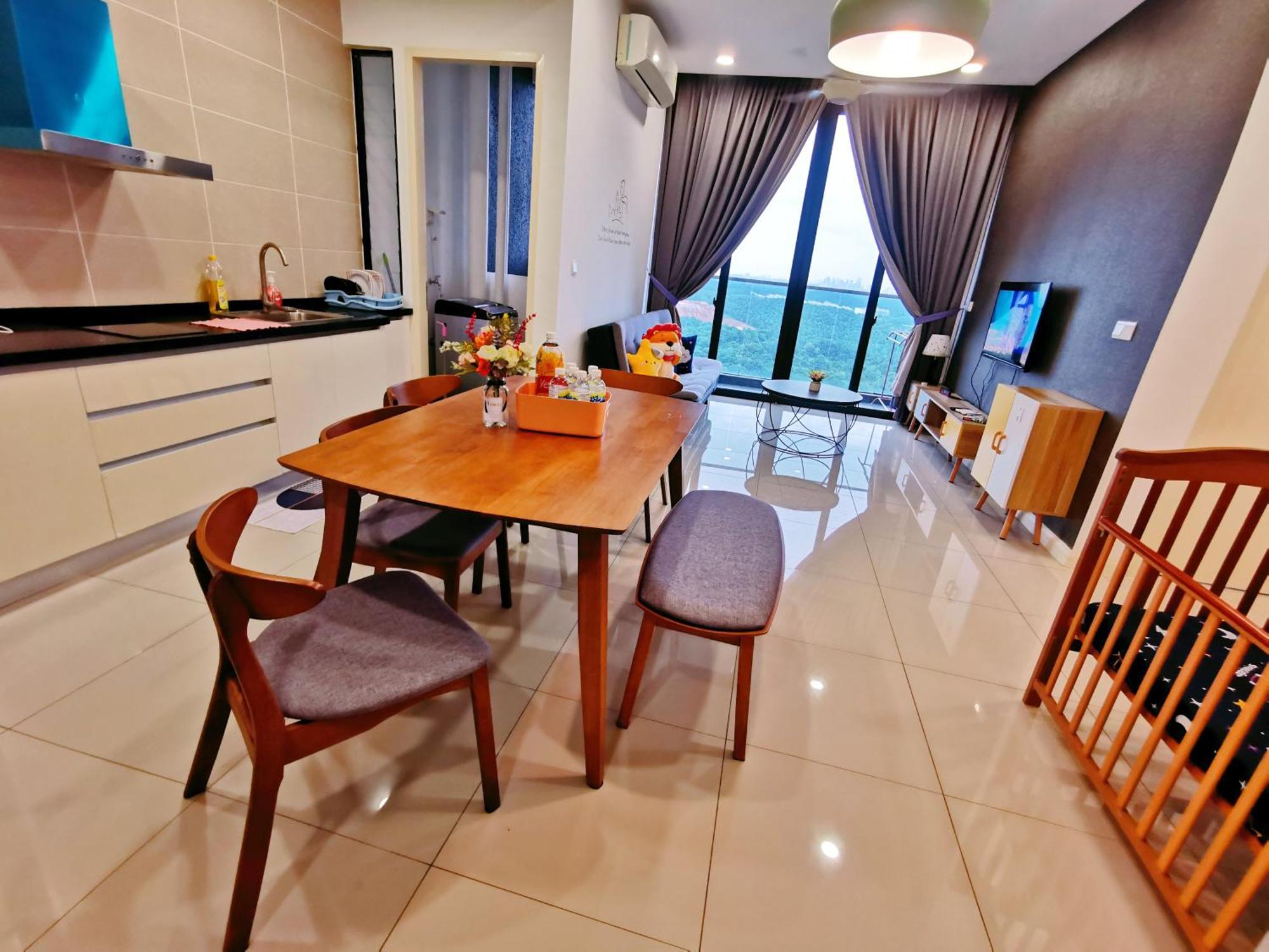 Legoland 3Min Lakeview Happyrainbowsuite 7Pax 2R2B 누사자야 외부 사진